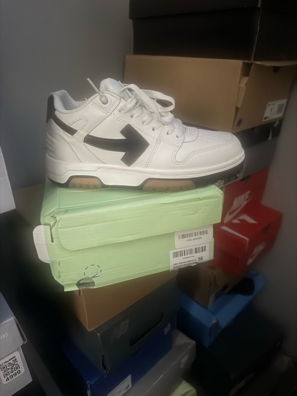 OFF-WHITE Out Of Office OOO 30 MM Low Tops